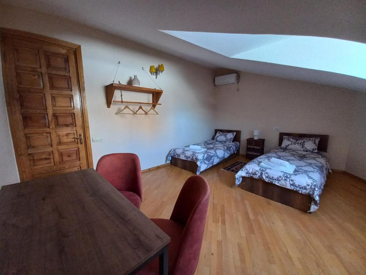 Alpha Tbilisi Hotel Kültér fotó