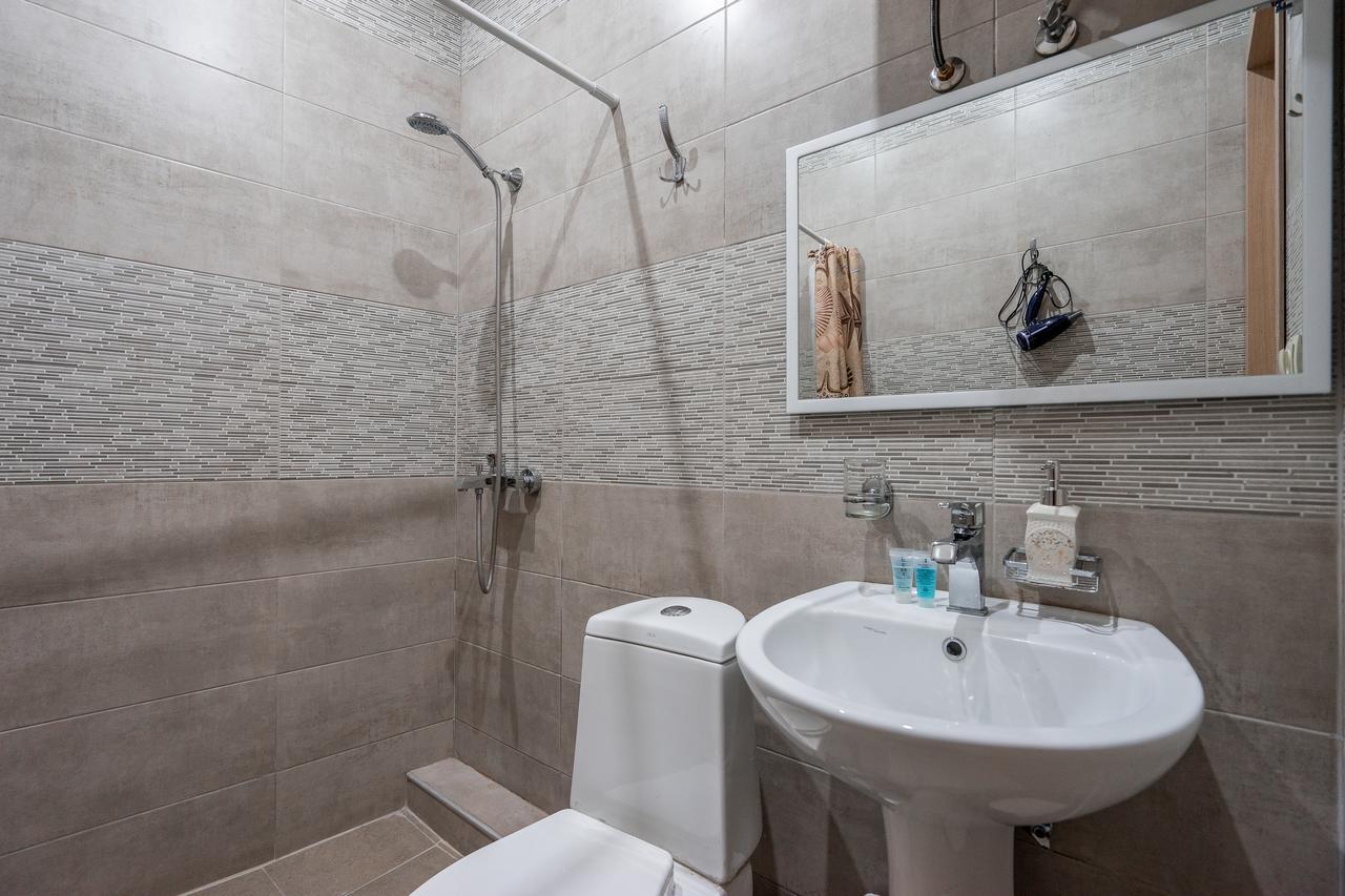 Alpha Tbilisi Hotel Kültér fotó